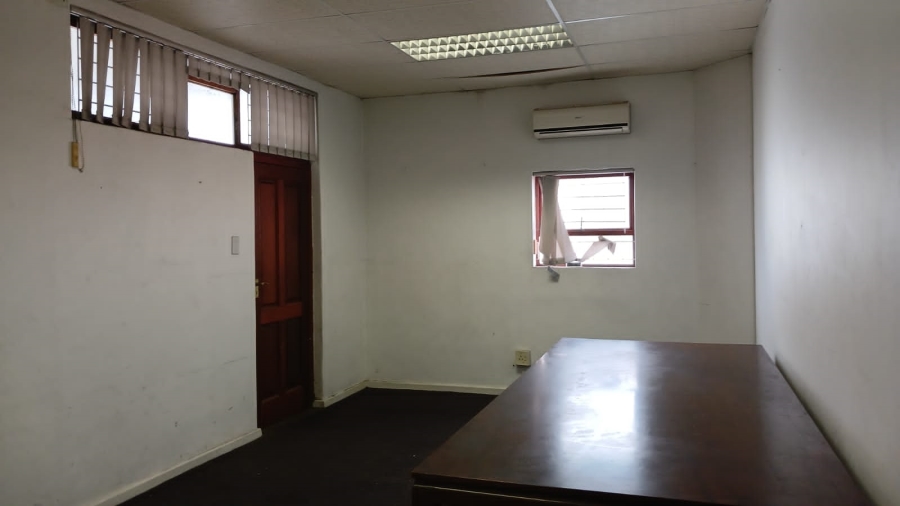 To Let commercial Property for Rent in Goodwood Central Western Cape